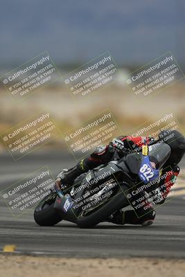 media/Nov-15-2025-Race Pace (Sat) [[8de605a2d8]]/Non Verified Riders (1st 20 Minutes)/Turn 4 (1010am)/